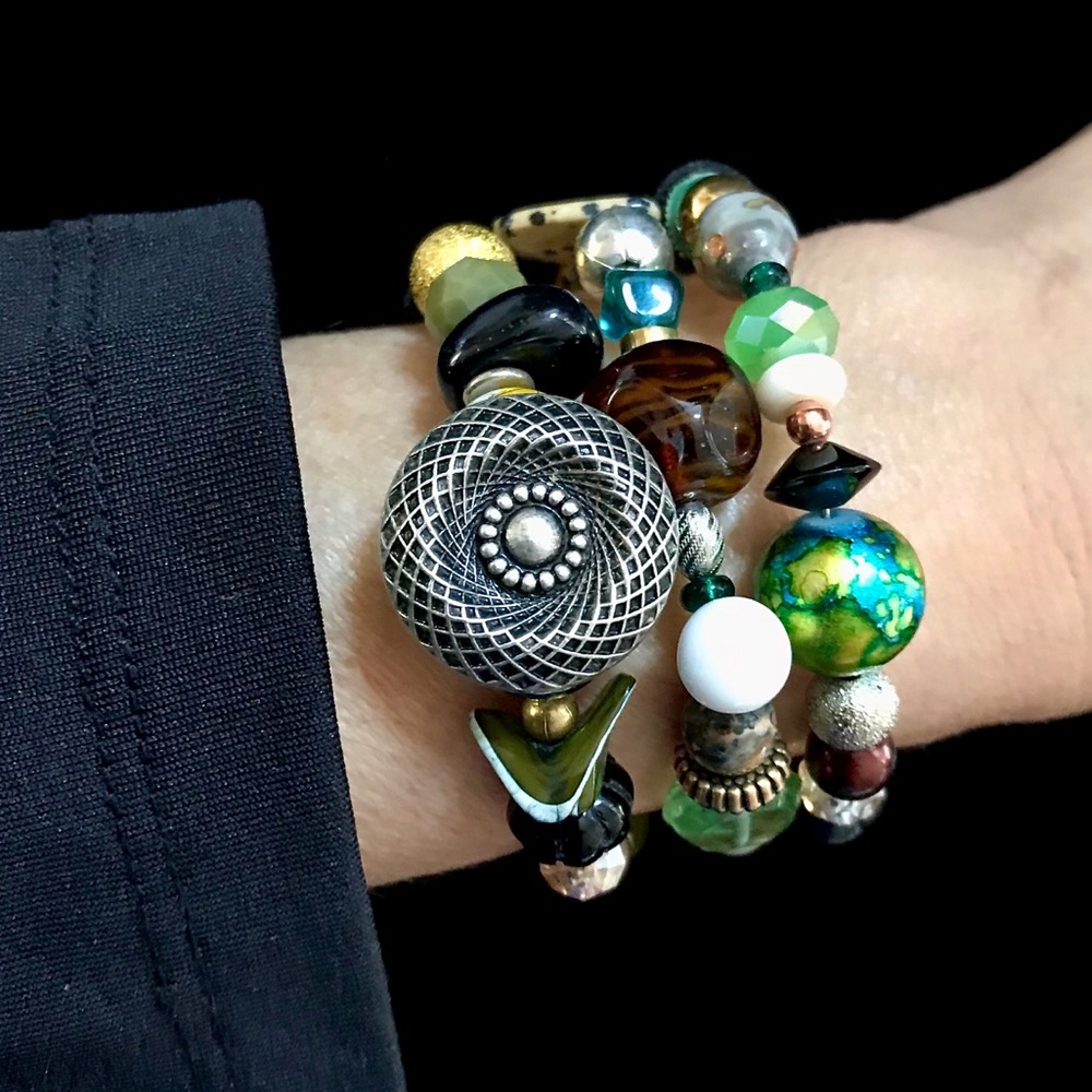 Handmade Bracelet with Vintage and Modern Elements (NB51-4H)